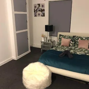 Cosy Keppel House - 2 Bed Beautiful Attractions Holiday home
